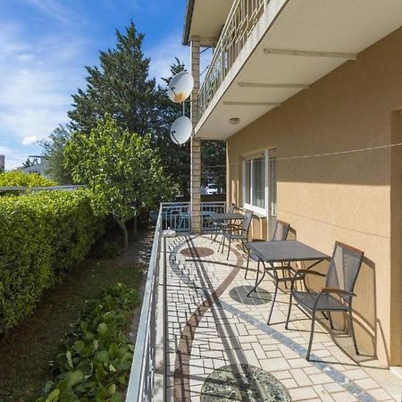 Apartments Tara Selce Exterior photo