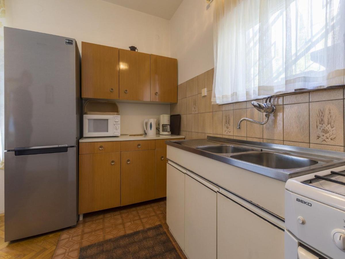 Apartments Tara Selce Exterior photo