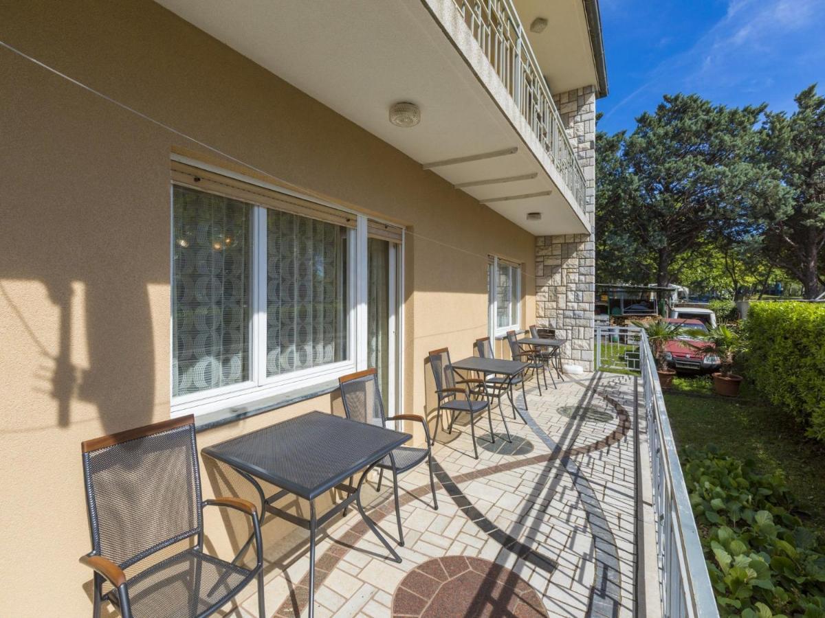 Apartments Tara Selce Exterior photo